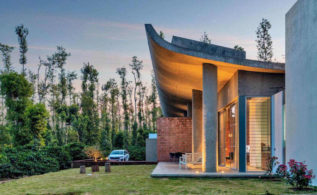 Saffronstays Cafella- A 3-Bdr Elliptical-Roof Villa In Chikmagalur Mudigere Luaran gambar